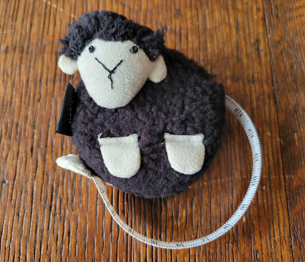 Lantern Moon Tape Measures