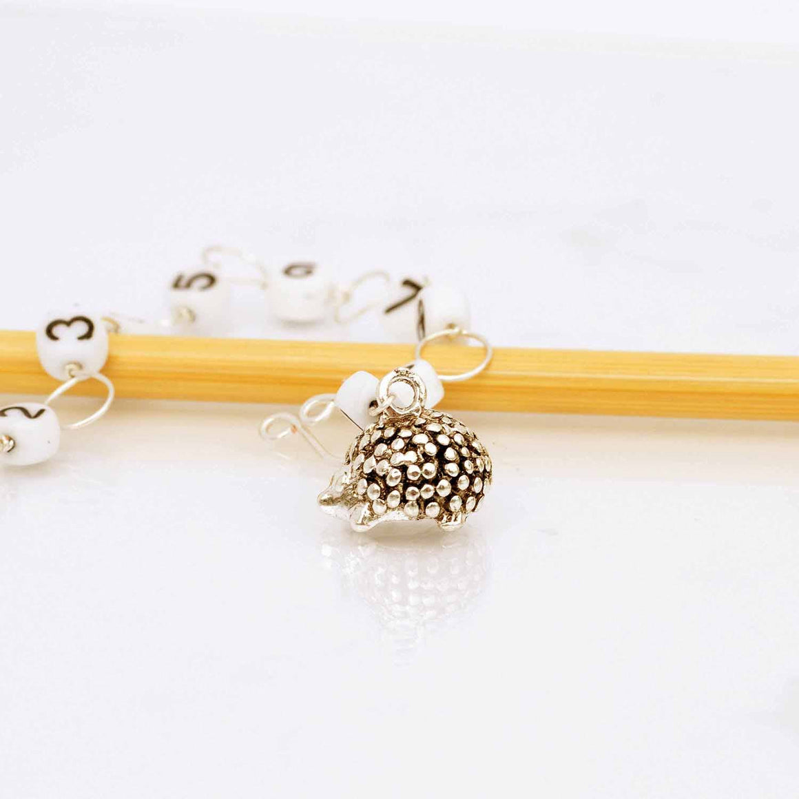 Silver Hedgehog Chain Row Counter